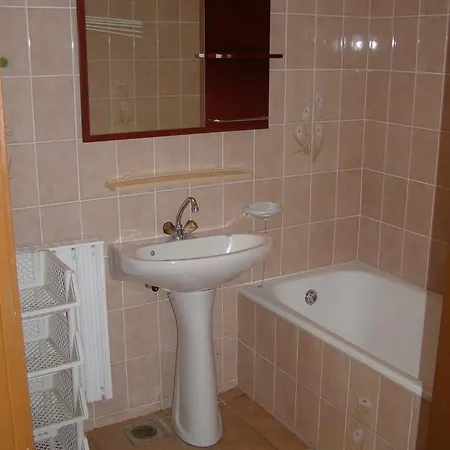 Apartament Nadas Apartmanhaz