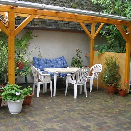 Apartament Nadas Apartmanhaz Keszthely