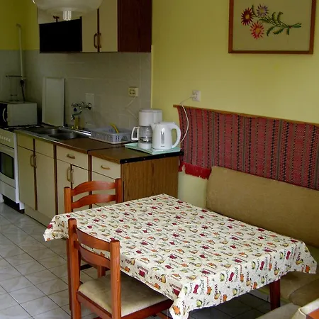Apartament Nadas Apartmanhaz Keszthely